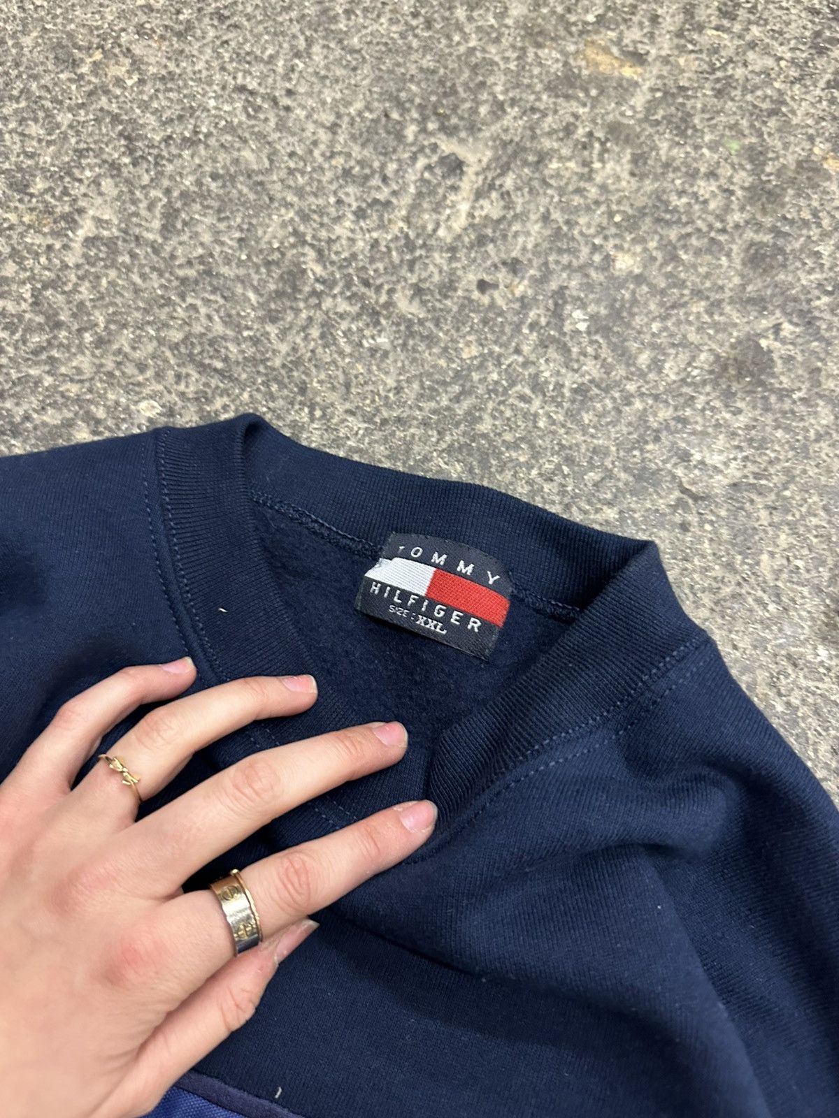 Tommy Hilfiger × Vintage Y2K Tommy Hilfiger crewneck Size US XL / EU 56 / 4 - 5 Thumbnail