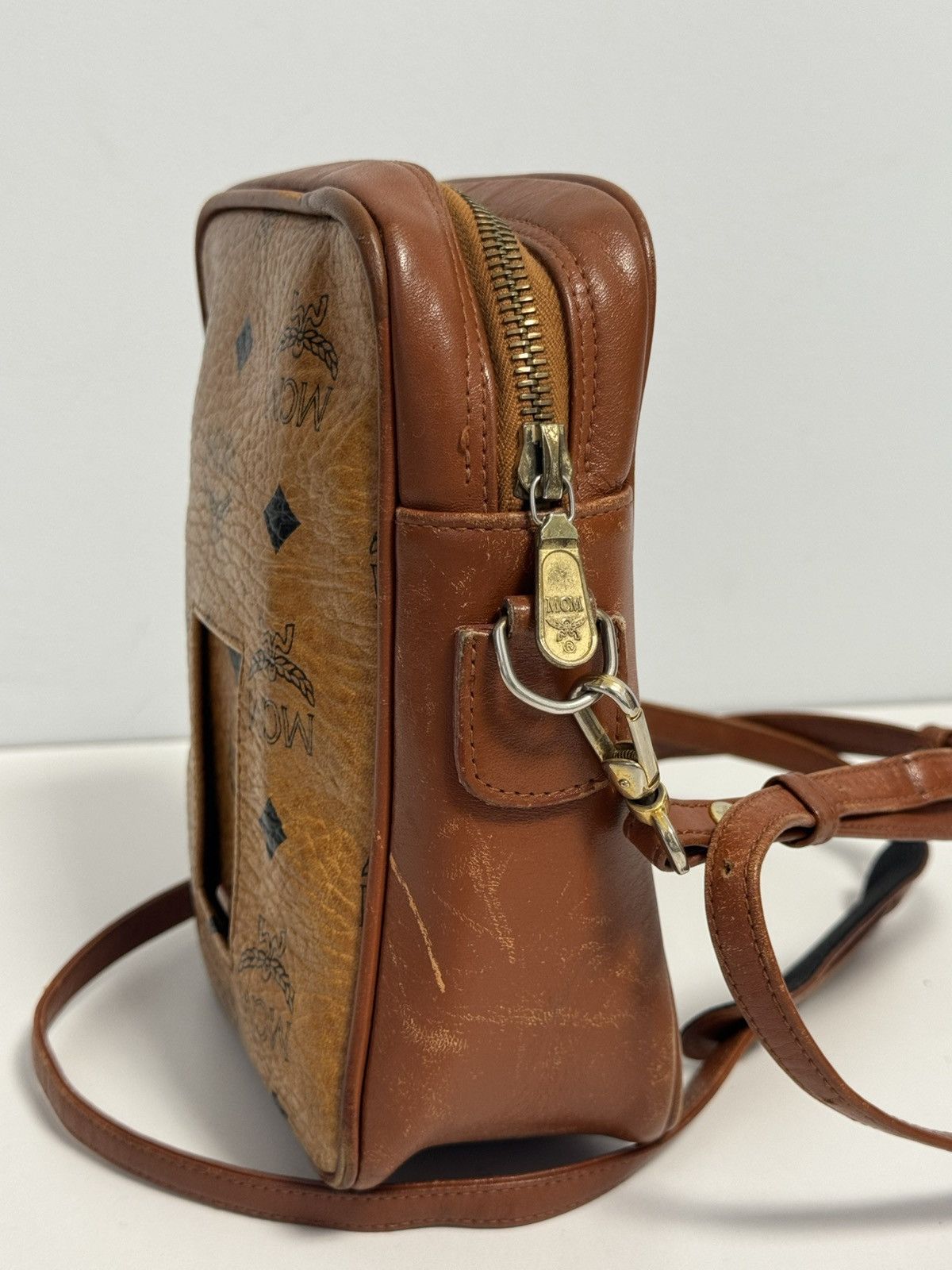 MCM MCM Visetos Shoulder Bag Crossbody Bag Brown Logo Leather Size ONE SIZE - 9 Thumbnail