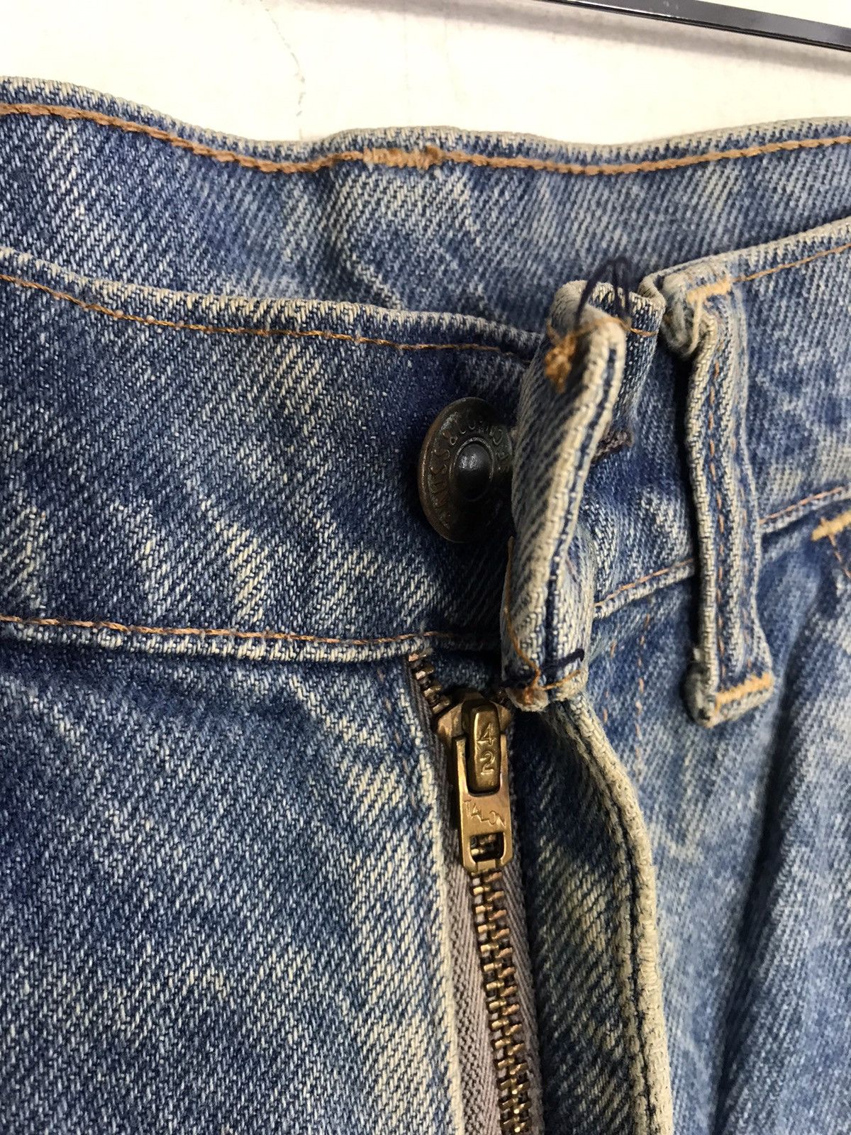 Levi's Vintage Clothing Distressed Levi's Strauss Zipper Indigo Denim Orange Tab Size US 31 - 8 Thumbnail
