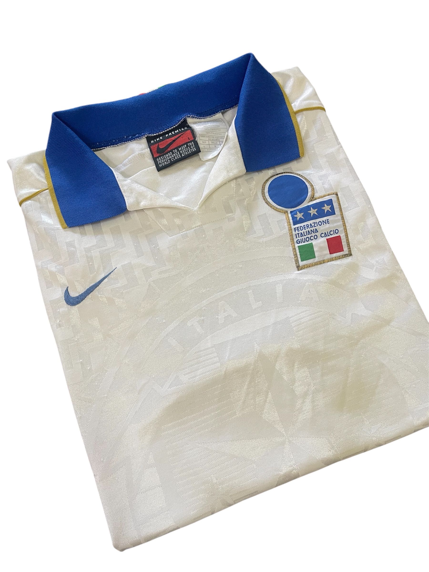 Nike Vintage 1996 Italy Jersey Made in Gt. Britain Size US L / EU 52-54 / 3 - 15 Thumbnail