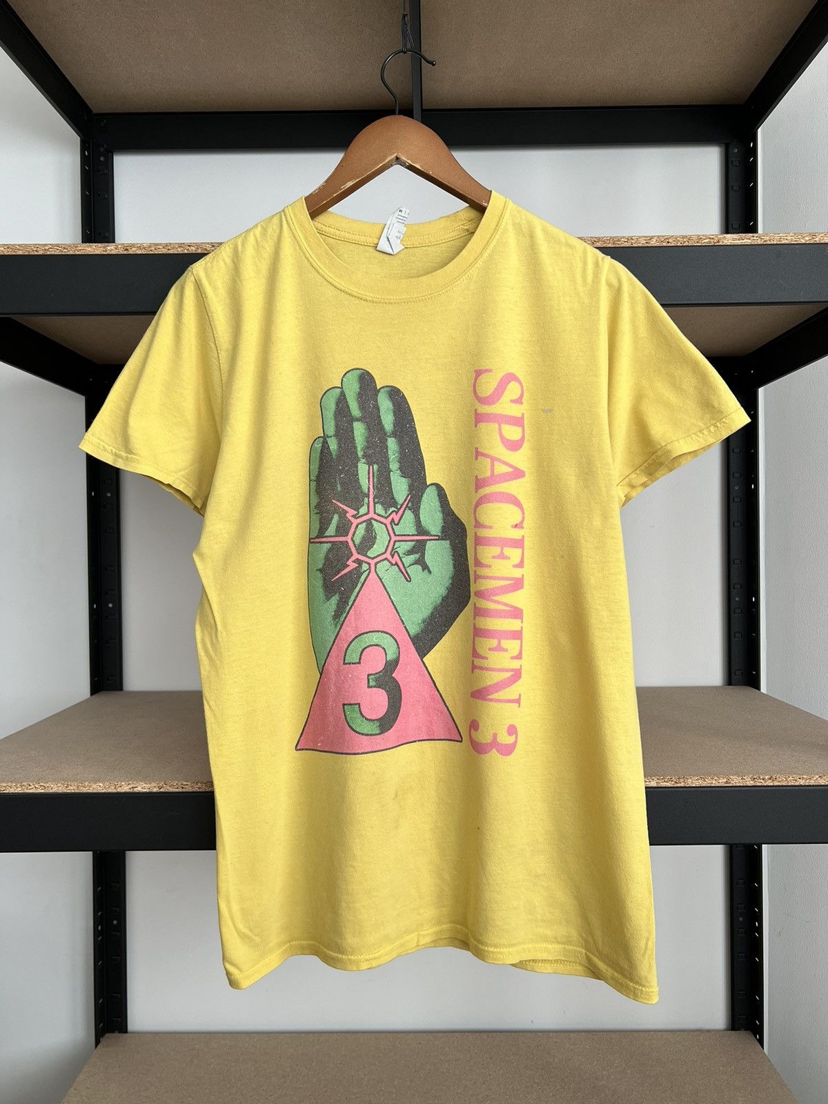 Band Tees Vintage 2000s Spacemen 3 Rock Band Yellow T-shirt Size US M / EU 48-50 / 2 - 1 Thumbnail