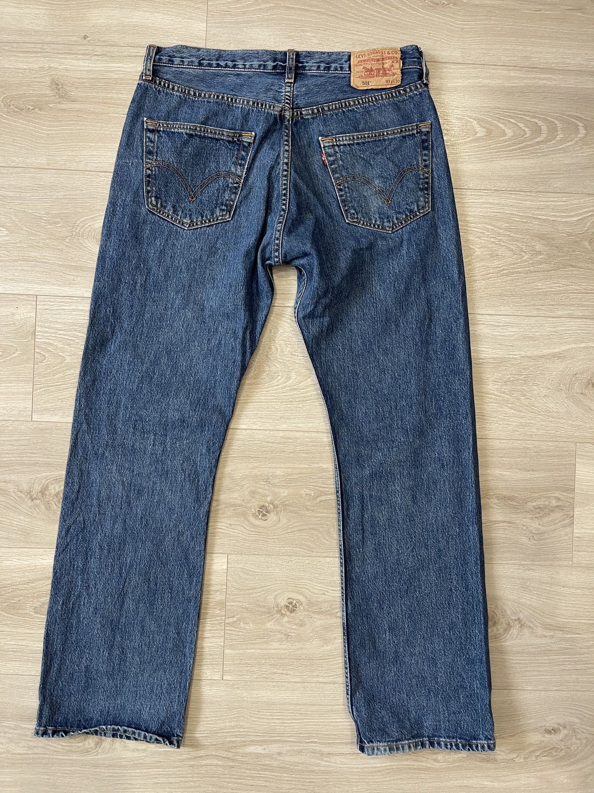 Levi's Vintage Levi’s 501 Original Fit Jeans Men’s W33 L30 Blue Size US 33 - 3 Thumbnail