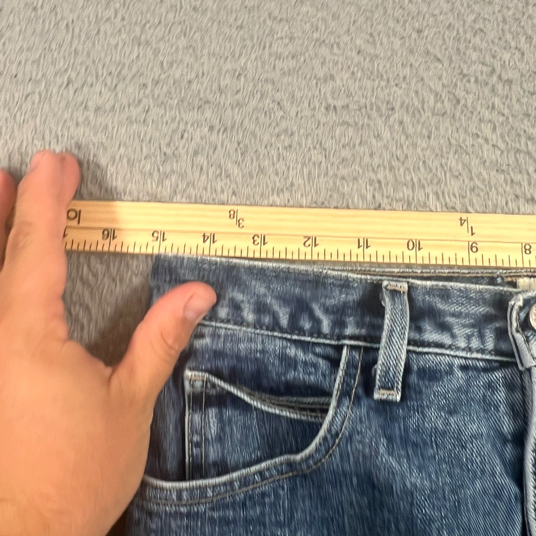 Guess VINTAGE GUESS Jeans Shorts Men 30 Light Blue Distressed Cut Off 9" Inseam USA Denim 5-Pocket Rocker Retro Biker Casual Mens Size US 30 / EU 46 - 5 Thumbnail