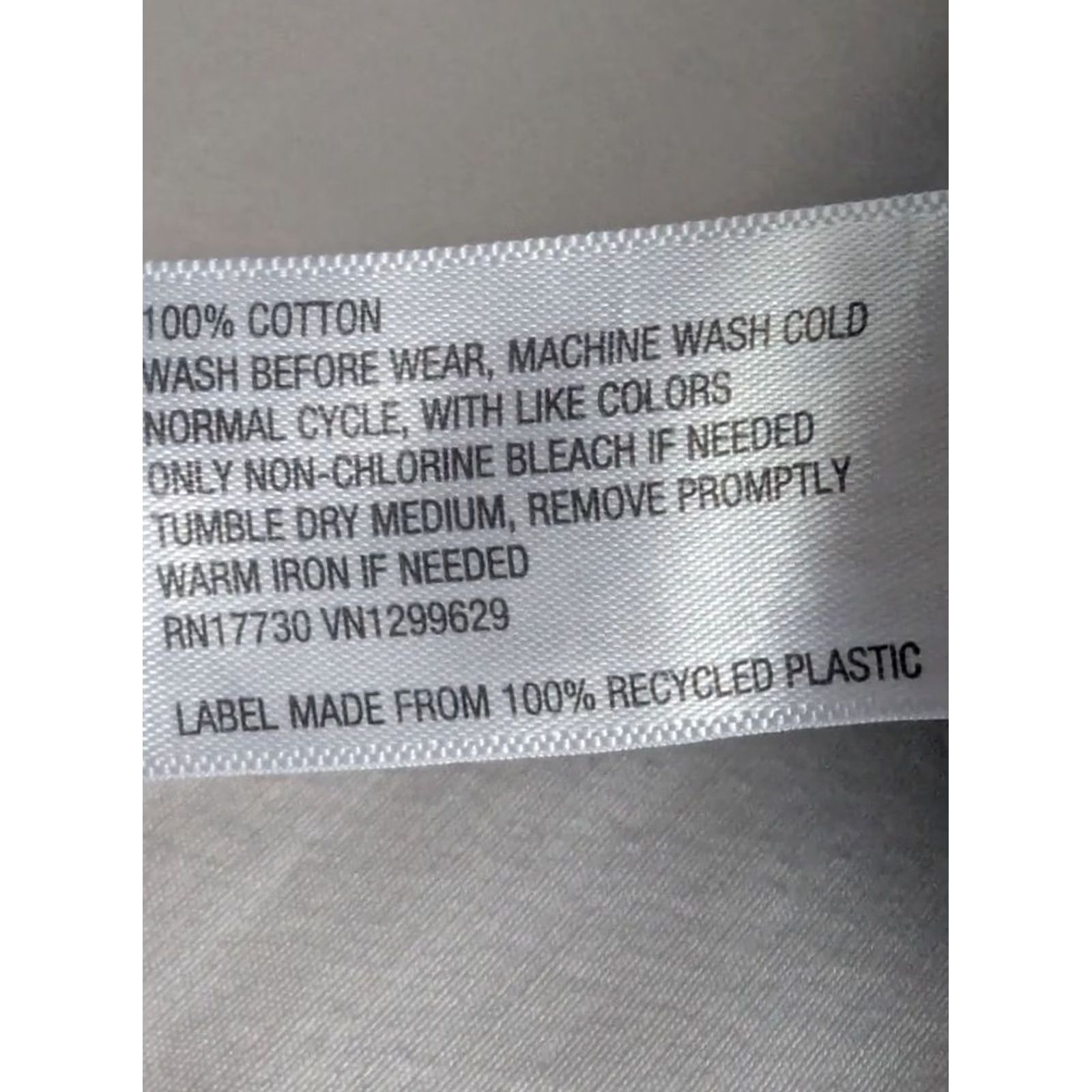 Vintage VINTAGE Wild Fable Paper Bag Drawstring Shorts Women's M Raw Hem Light Wash EUC Shorts Blue Womens M Size 32" / US 10 / IT 46 - 4 Thumbnail