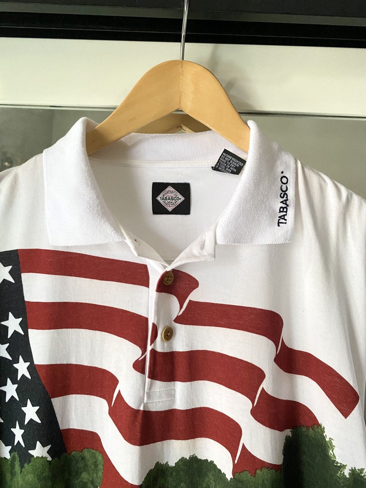 Tabasco VTG TABASCO POLO SHIRT AMERICAN FLAG, GOLF COURSE PANORAMIC Size US L / EU 52-54 / 3 - 3 Thumbnail