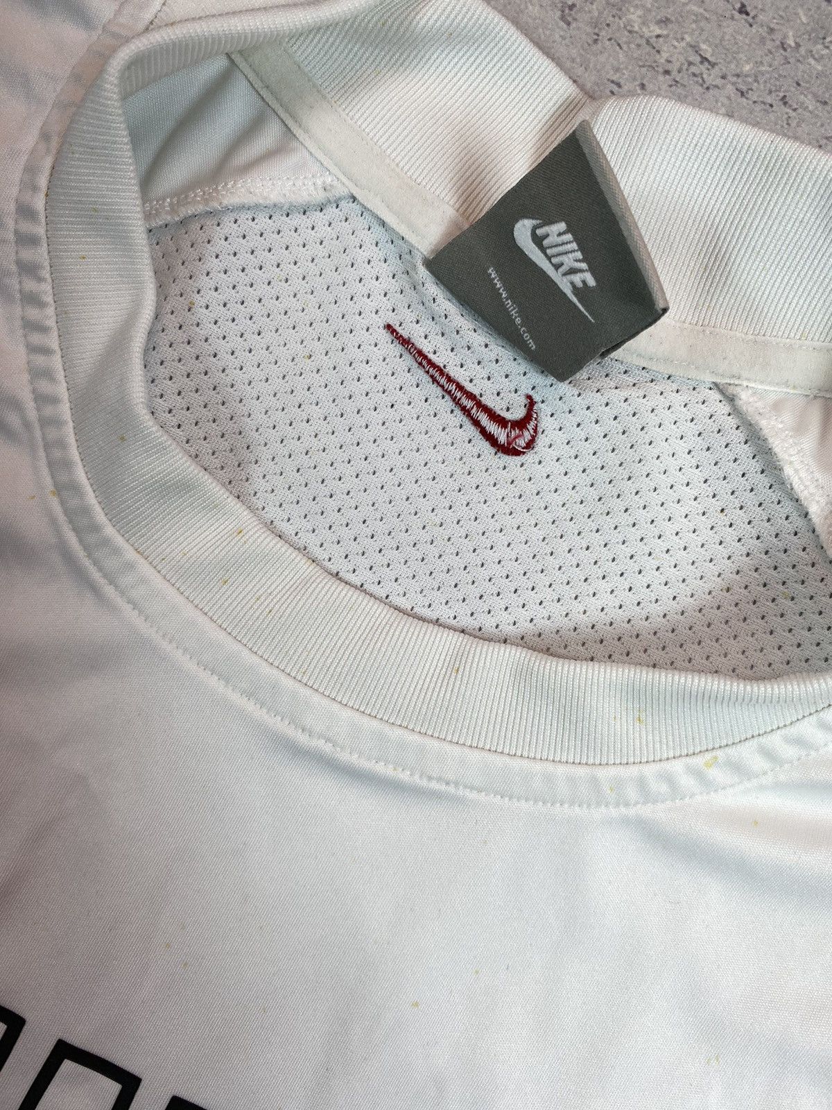 Nike × Vintage Vintage Men’s Nike Undershirt with big centre logo size M Size US M / EU 48-50 / 2 - 10 Thumbnail