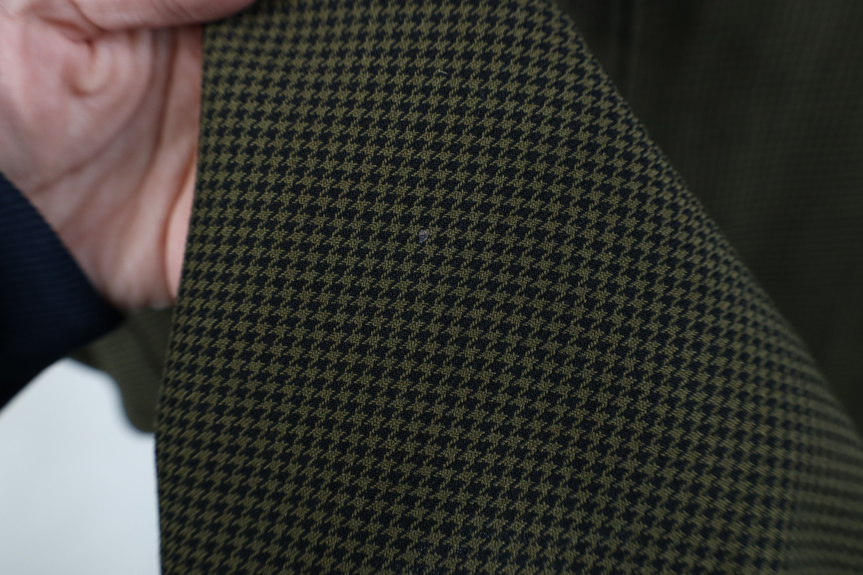 Cabelas Vintage 90s Cabelas Houndstooth Collared Button Shirt Size US XL / EU 56 / 4 - 4 Thumbnail