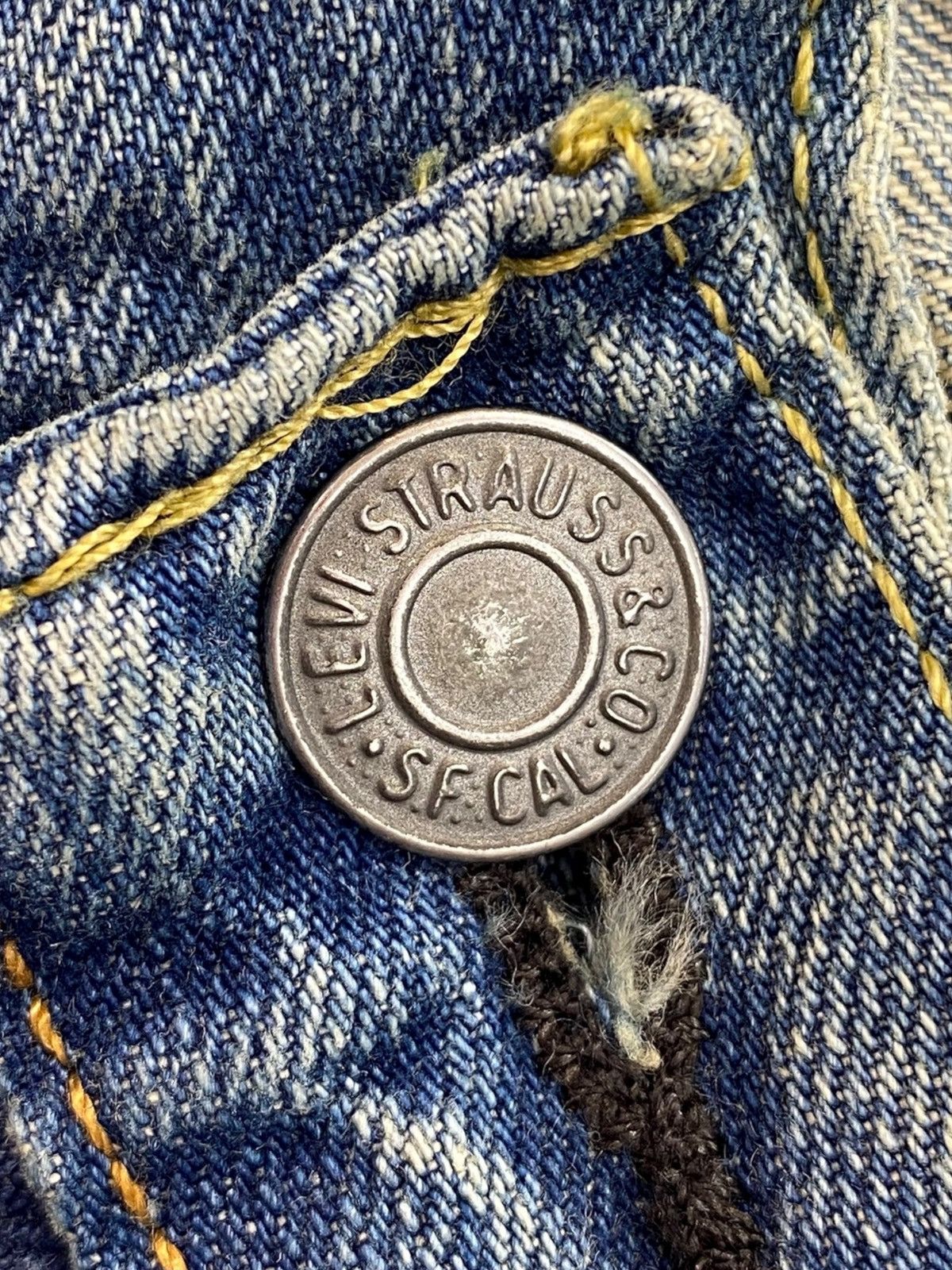 Levi's Levi’s Vintage Acid Wash Style Distressed Jeans Size US 34 / EU 50 - 9 Thumbnail