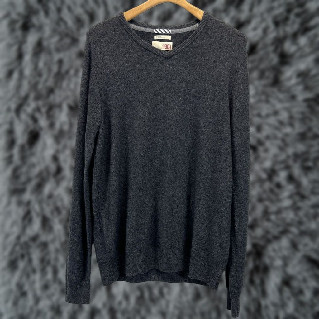 Nordstrom 1901 Mens Cashmere Blend V-Neck Sweater Gray XL Lightweight Pullover Size US XL / EU 56 / 4 - 1 Thumbnail
