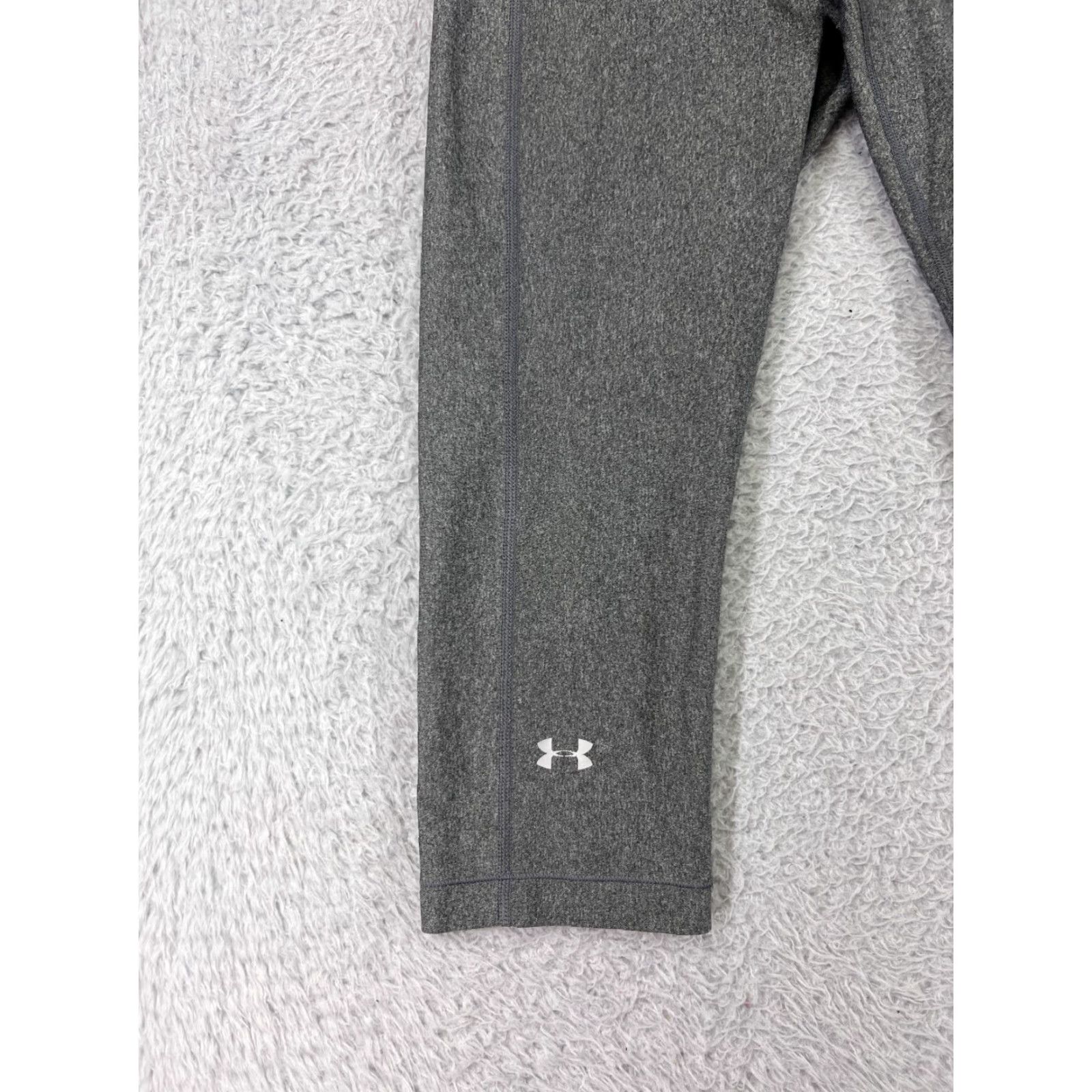 Under Armour Under Armor Leggings Womens M Gray Crop Capri Athletic Polyester Blend Yoga Size 32" / US 10 / IT 46 - 6 Thumbnail