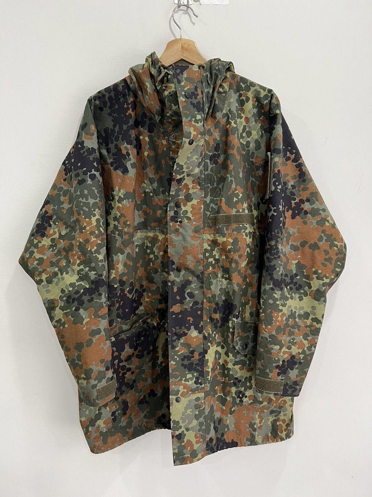 Vintage Vintage German Camo Military Parka Light Jacket army Size US L / EU 52-54 / 3 - 1 Thumbnail