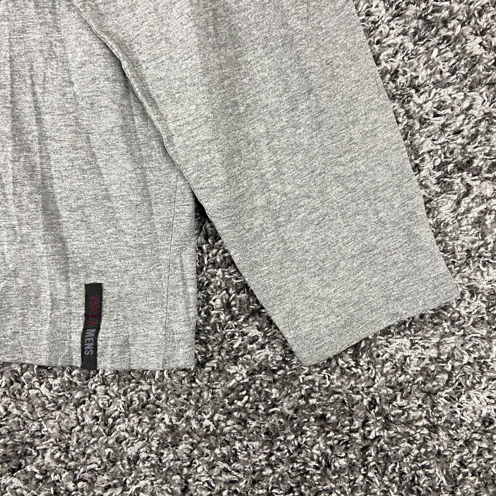 Vintage Vayola Men’s Long Sleeve V-Neck T-Shirt, Gray, XL Size US XL / EU 56 / 4 - 2 Thumbnail