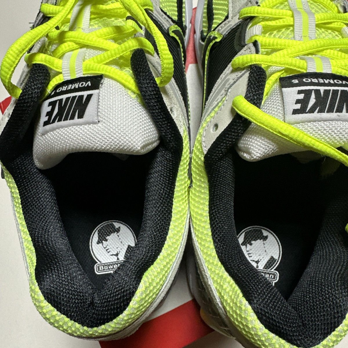 Nike *NEW* SZ 10.5 MENS, 12 WMNSN VOMERO 5 LIFE LIME VOLT/ NEON Size US 10.5 / EU 43-44 - 8 Thumbnail