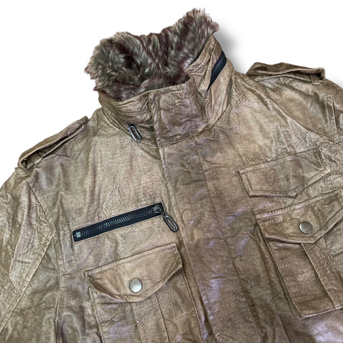 Isamu Katayama Backlash 🇯🇵 P.C POINT CHARY BUTTON UP FULL ZIP FUR COLLAR WAXED JACKET Size US L / EU 52-54 / 3 - 7 Thumbnail