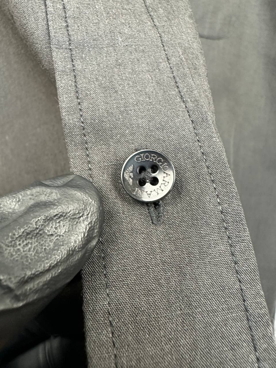 Giorgio Armani Giorgio Armani Italy Black SS Button-Up Shirt Minimalist Size US L / EU 52-54 / 3 - 8 Thumbnail