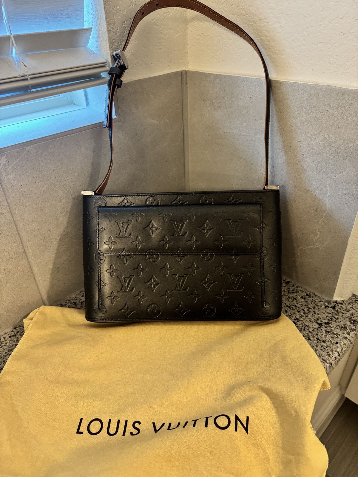 Louis Vuitton Louis Vuitton Vintage - Monogram Mat Alston Bag - Black Size ONE SIZE - 1 Thumbnail