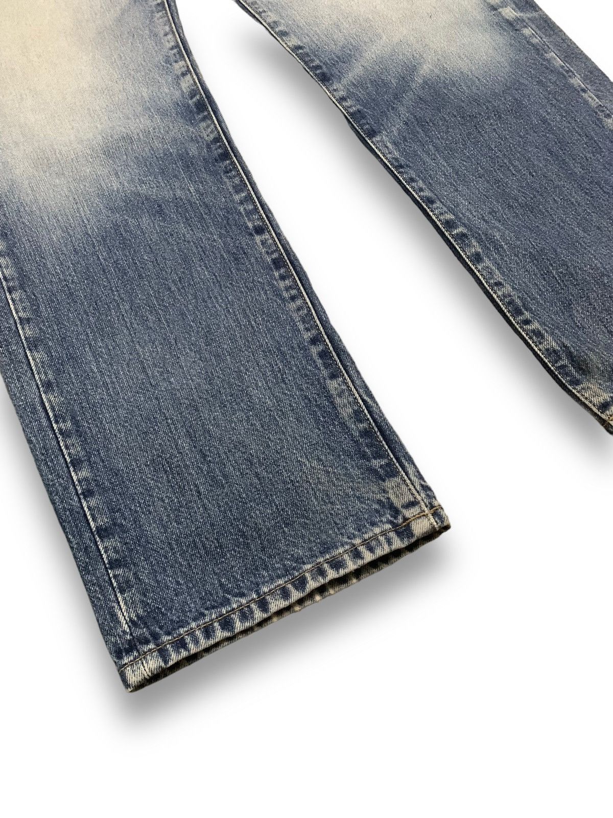 Jun Takahashi Vintage Y2K Uniqlo Blue Wash Regular Straight Ripped Jeans Size US 34 / EU 50 - 8 Thumbnail