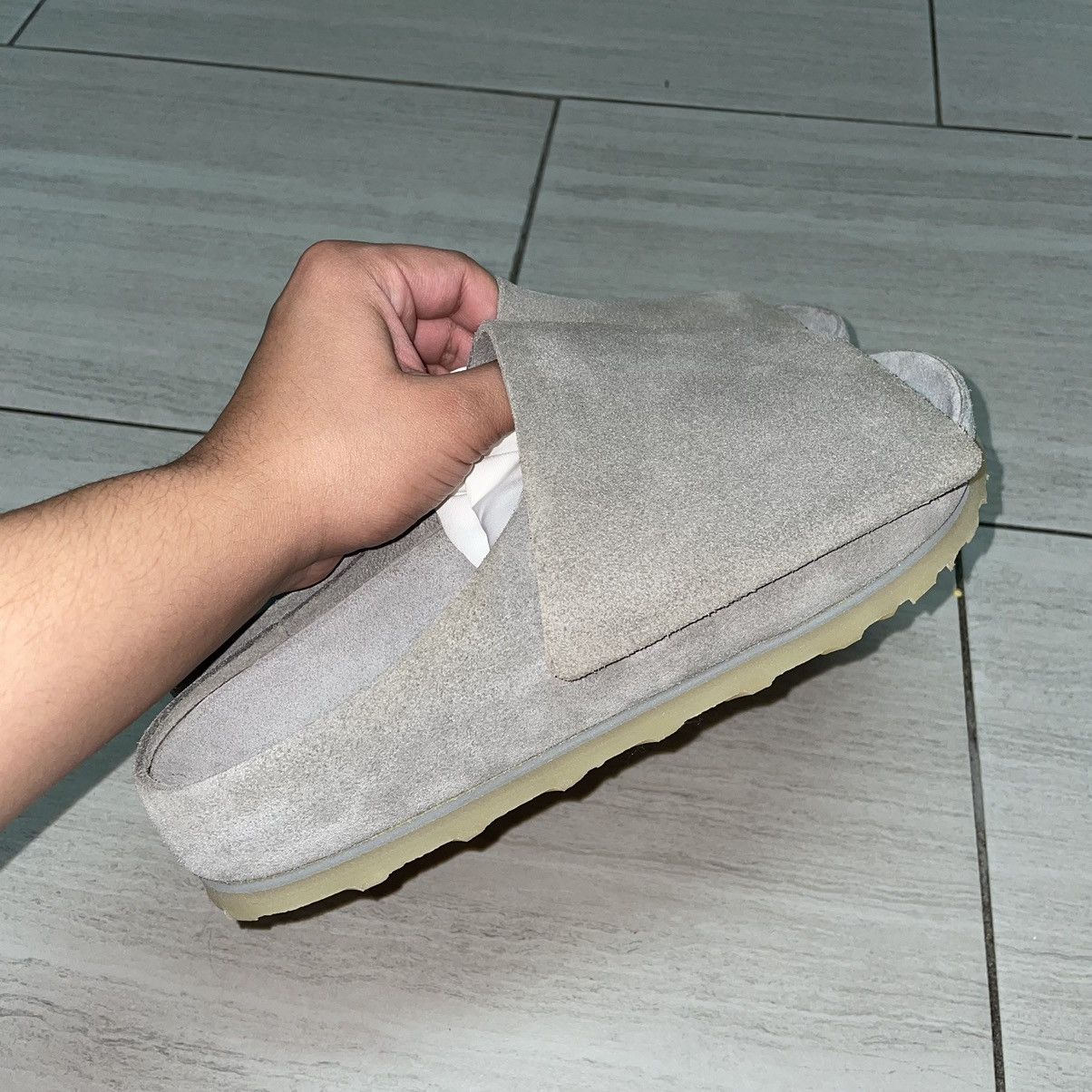 Birkenstock × Fear of God Fear of God Birkenstock (Cement) Size US 7 / EU 40 - 2 Thumbnail