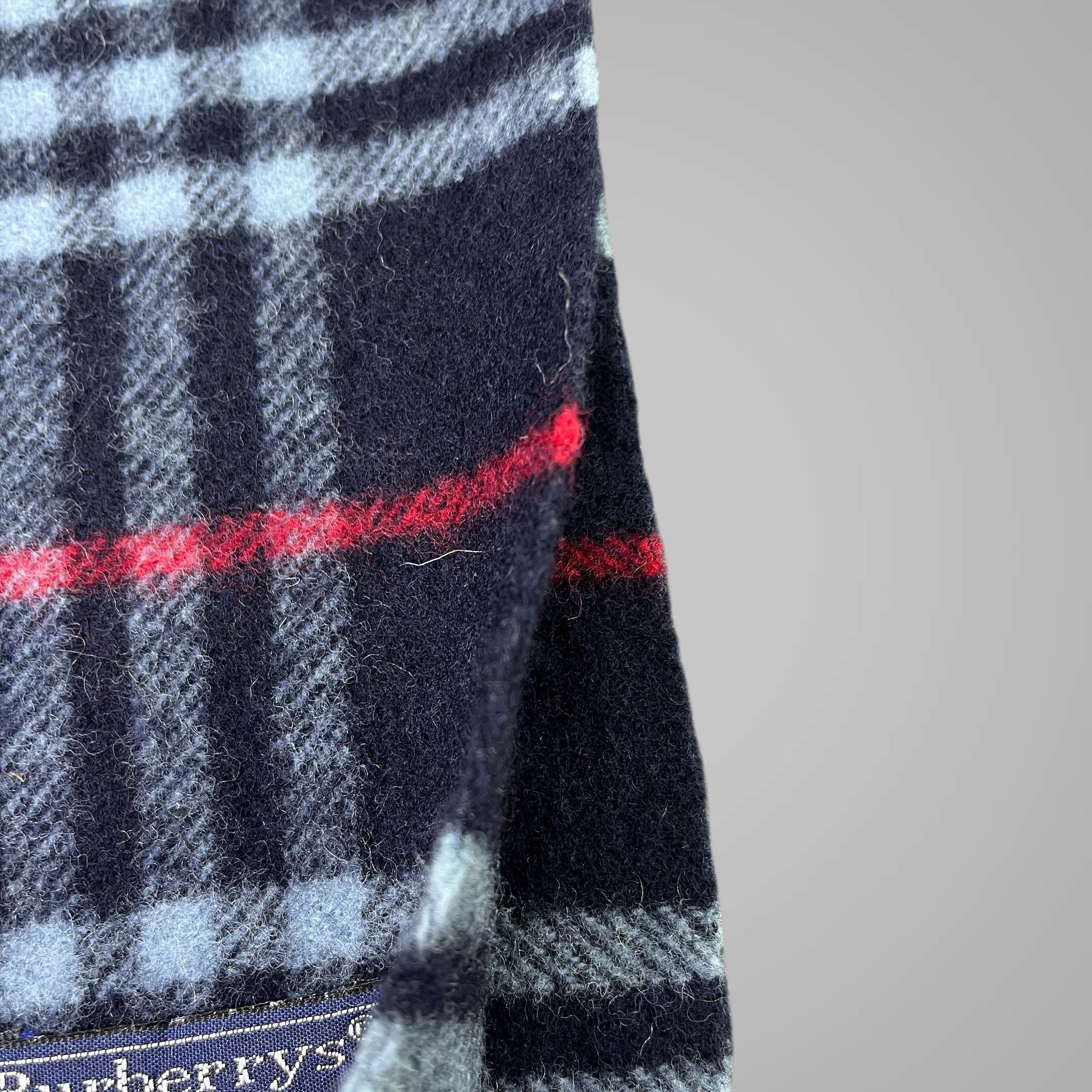 Burberry Burberry Scarf / Muffler / Neckwear K007 Size ONE SIZE - 6 Thumbnail