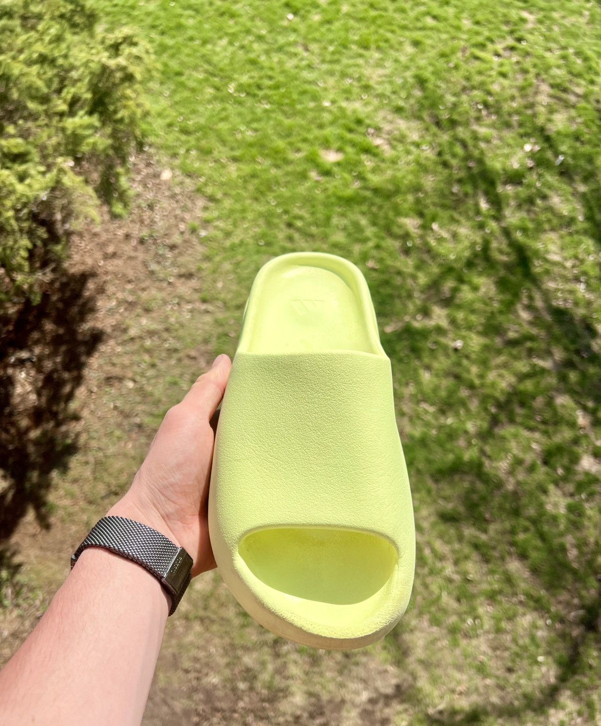 Yeezy Yeezy Slide Glow Green Size US 11 / EU 44 - 3 Thumbnail