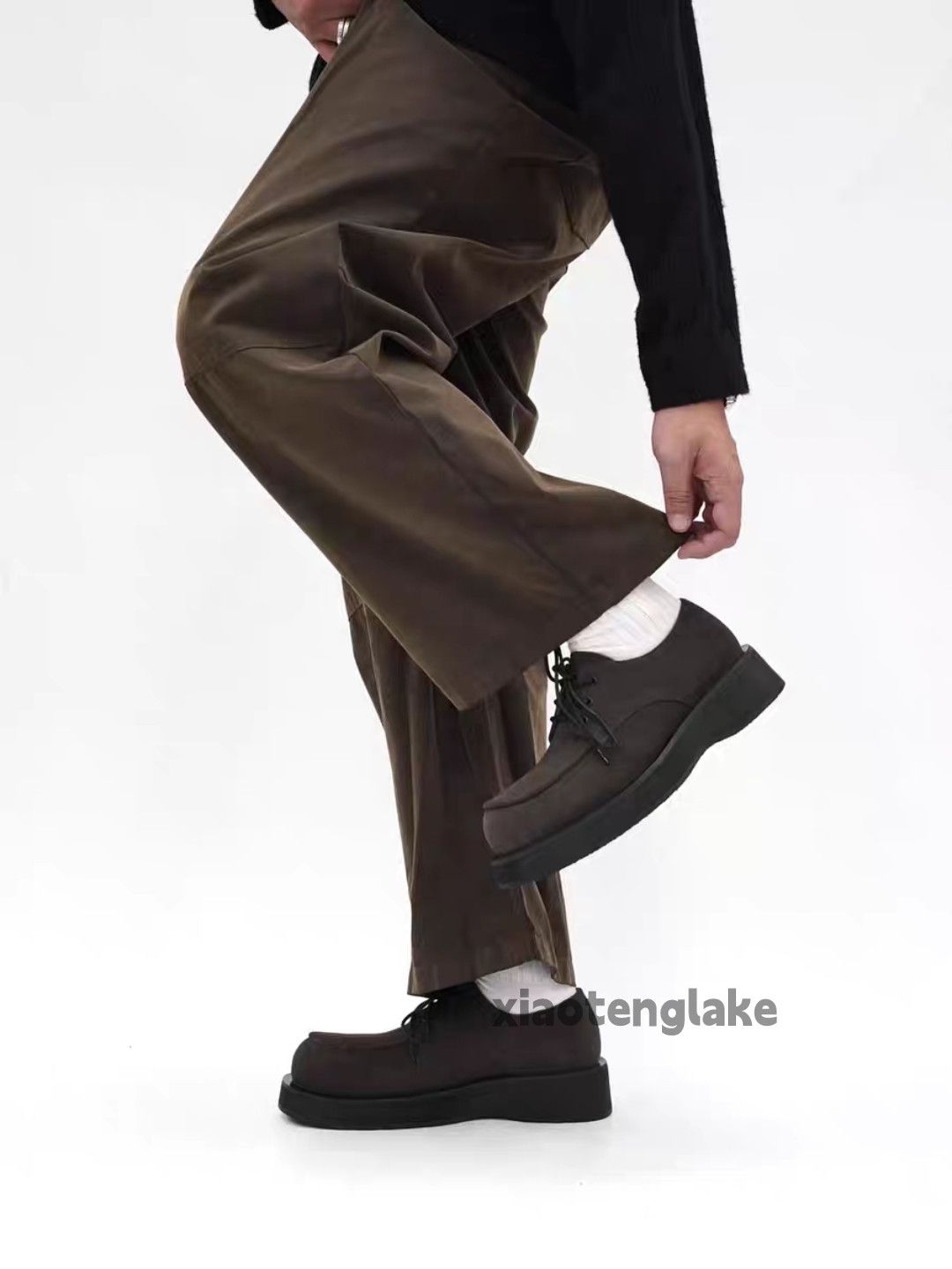 Vintage Unisex outdoor utility workwear thick sole loafers shoes Size US 10 / EU 43 - 1 Thumbnail