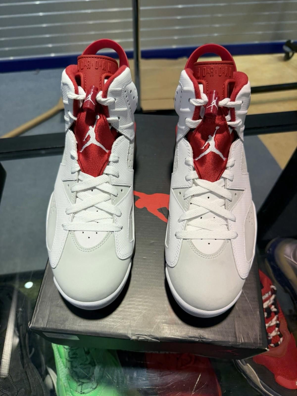 Nike Nike Air Jordan 6 Retro Alternate Hare Shoes Mens Size 10 Size US 10 / EU 43 - 5 Thumbnail