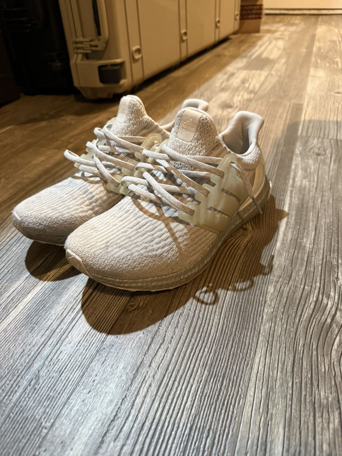 Adidas Adidas Ultra-boost White/Silver Size 11 Size US 11 / EU 44 - 1 Thumbnail