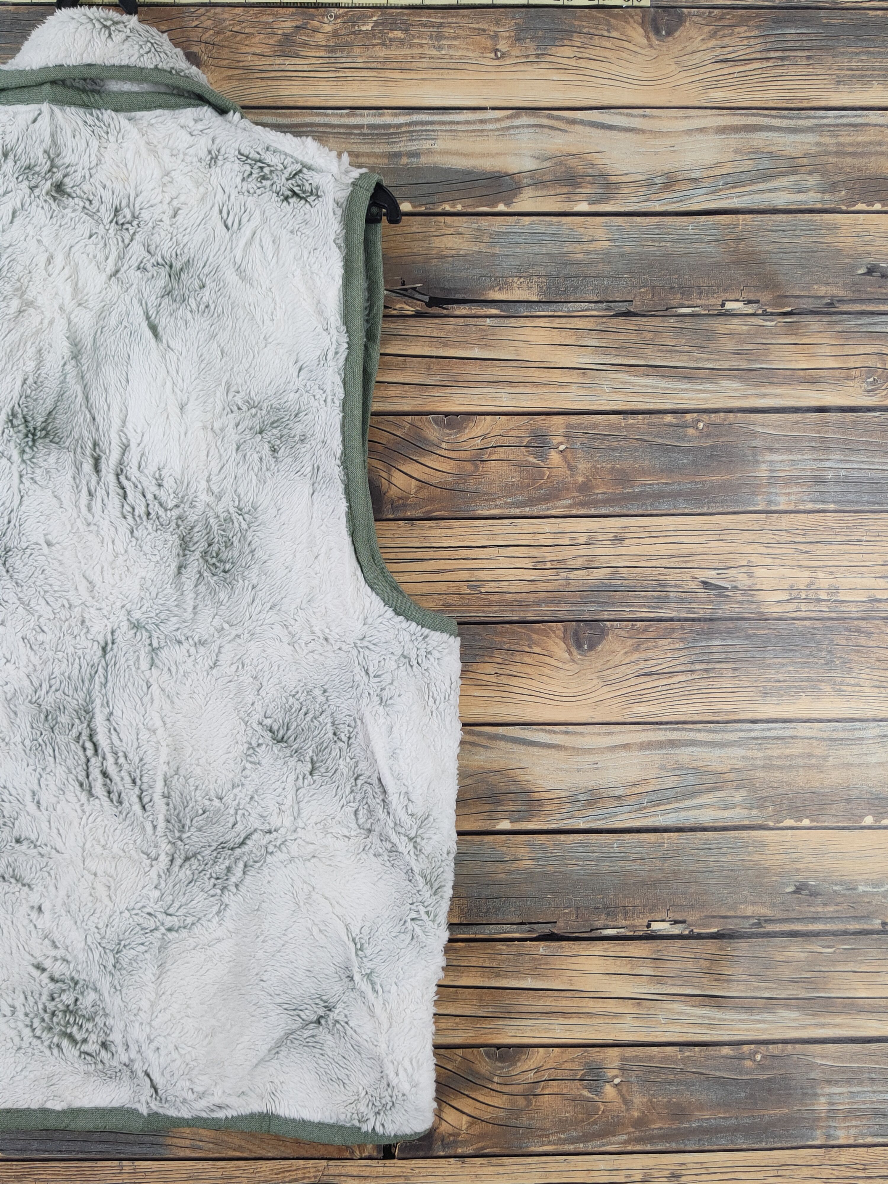 Japanese Brand × Vintage Japanese Brand White Green Fur Mohair Toggle Vests Size M / US 6-8 / IT 42-44 - 9 Thumbnail