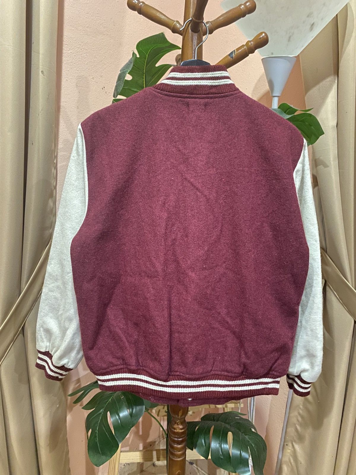 Other VINTAGE VIC MAROON VARSITY JACKET Size US M / EU 48-50 / 2 - 6 Thumbnail