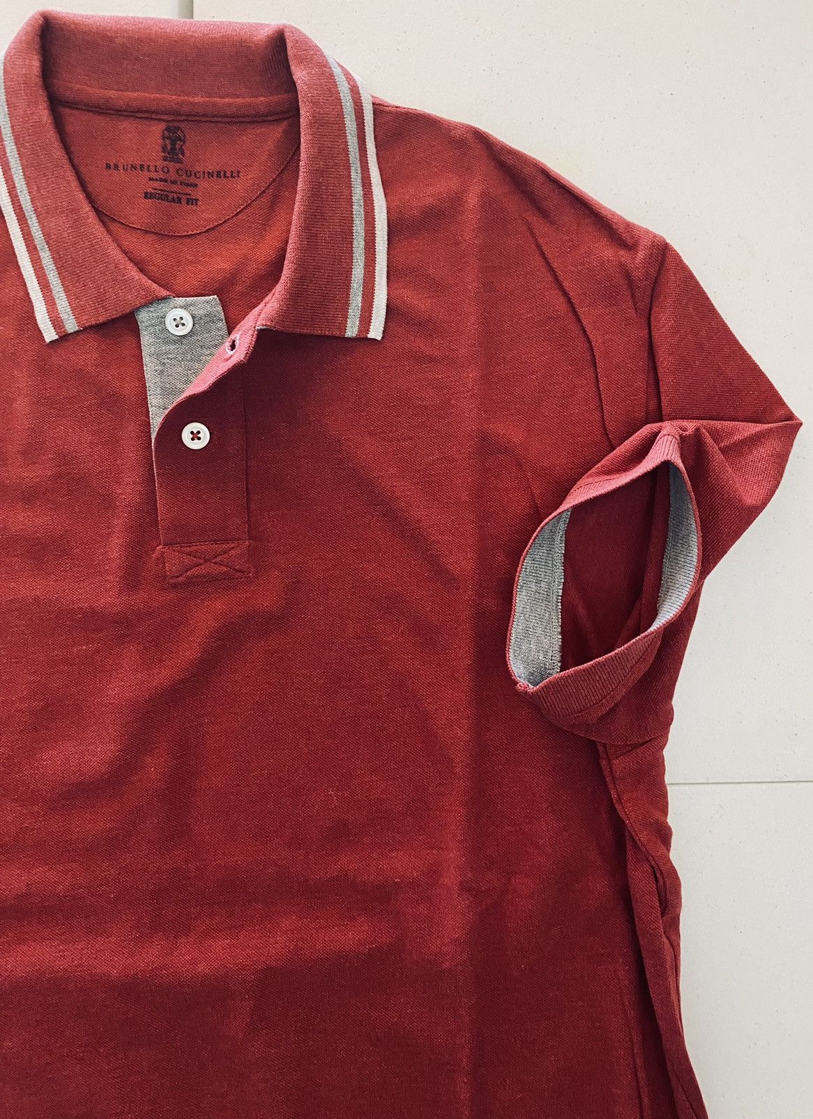 Brunello Cucinelli Brunello Cucinelli berry/grey trim reg fit 2btn polo nwot Size US L / EU 52-54 / 3 - 2 Thumbnail