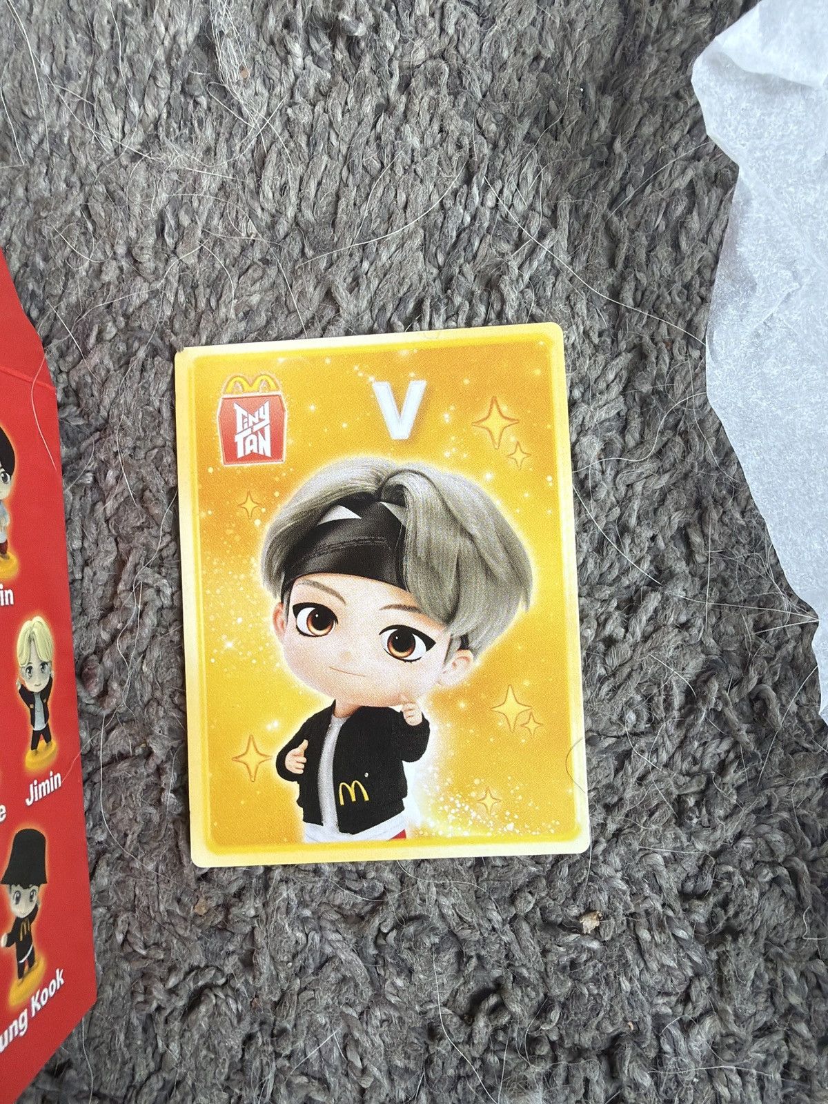 Hypebeast 2025 McDonald’s TinyTAN V Figure Size ONE SIZE - 5 Thumbnail