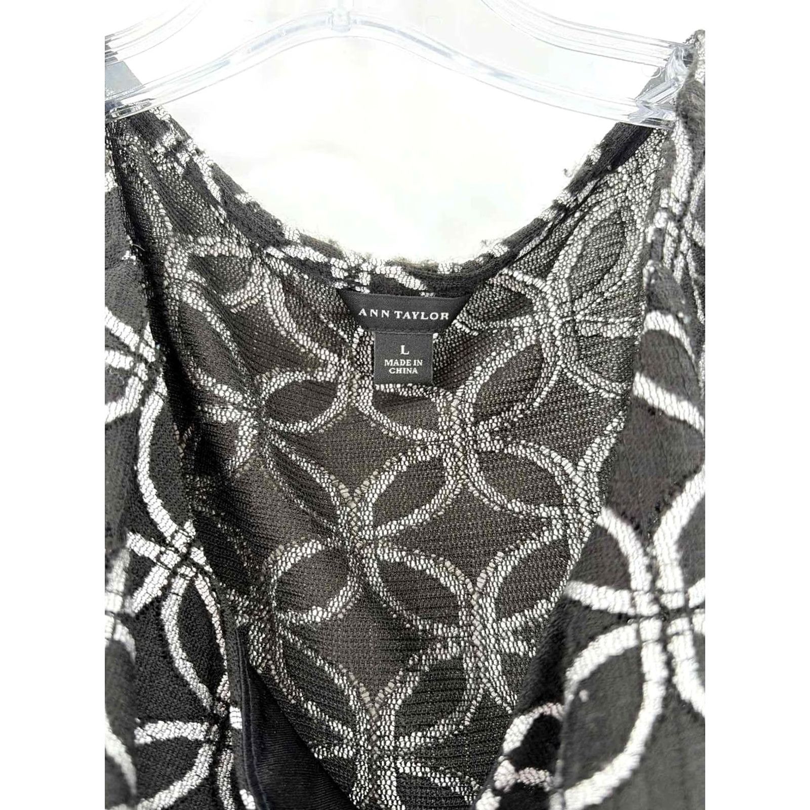 Ann Taylor Pre-Owned Ann Taylor Black Blouse Size Large Regular Size L / US 10 / IT 46 - 3 Thumbnail
