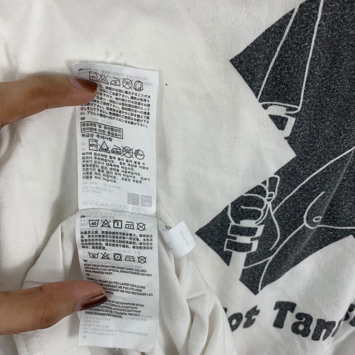Uniqlo ANIME ONE PIECE Chopper Torino Kingdom Arc Tee Shirt Top Size US M / EU 48-50 / 2 - 12 Thumbnail