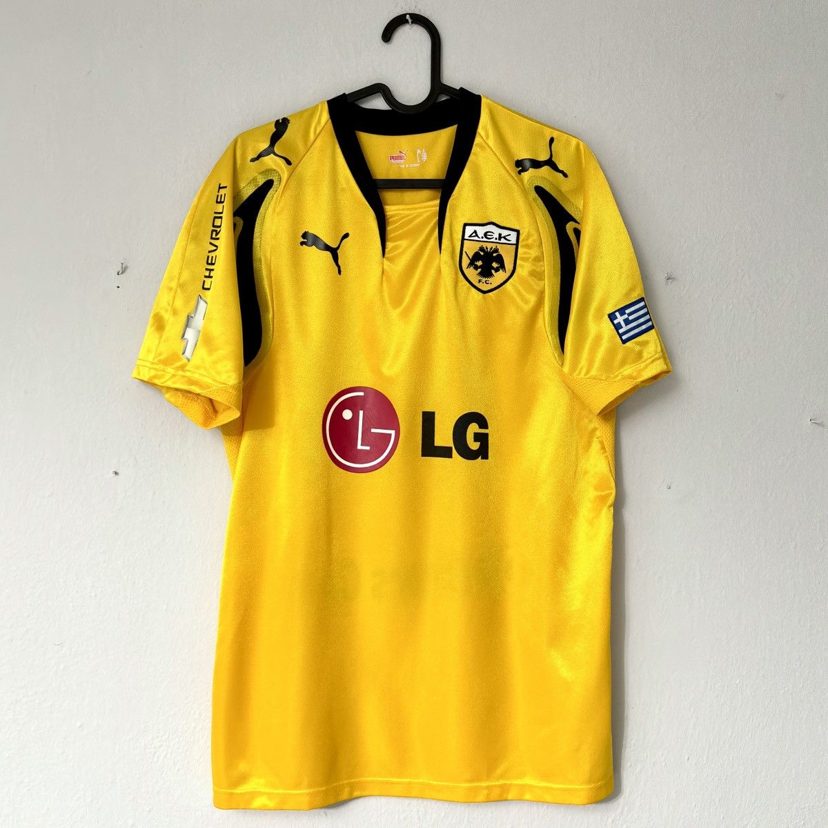 Puma × Vintage 2007 2008 AEK Athens Greece Puma Home Soccer Jersey Shirt EU Size US M / EU 48-50 / 2 - 2 Thumbnail