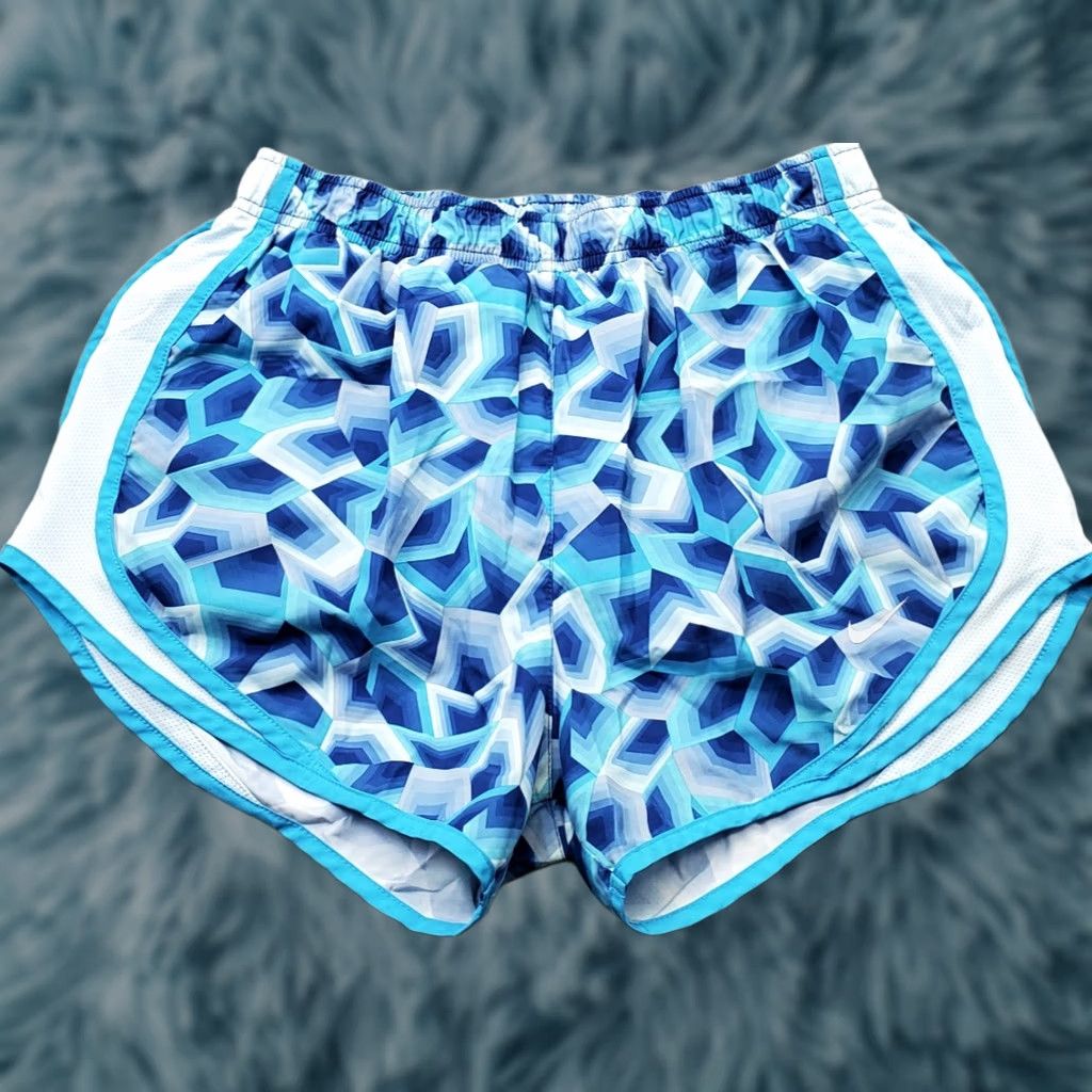 Nike Nike Athletic Shorts Womens M Multi Geo Print Dri Fit Elastic Waist Drawstring Size 32" / US 10 / IT 46 - 1 Thumbnail