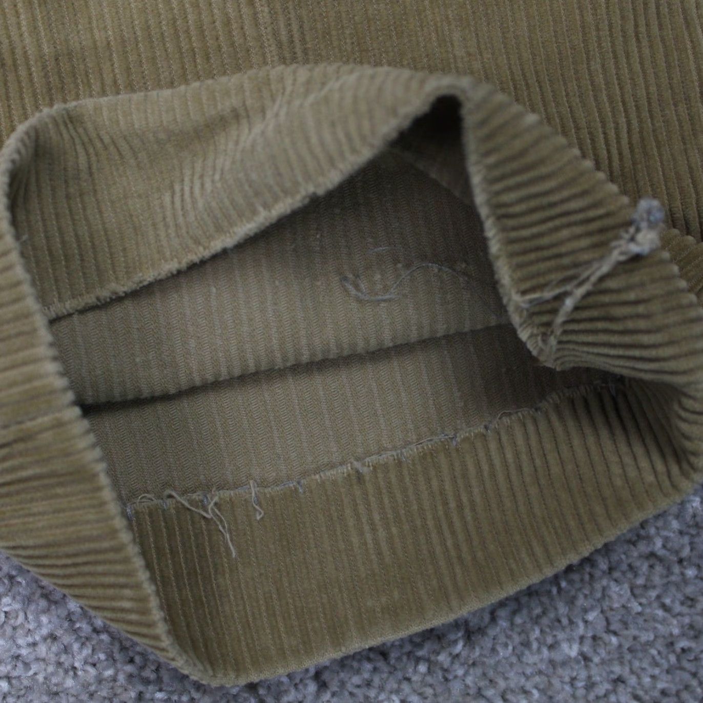 Vintage L.L. Bean Corduroy Pants Mens 34 Beige Classic Fit Pleated Straight Inseam 30" Size US 34 / EU 50 - 6 Thumbnail