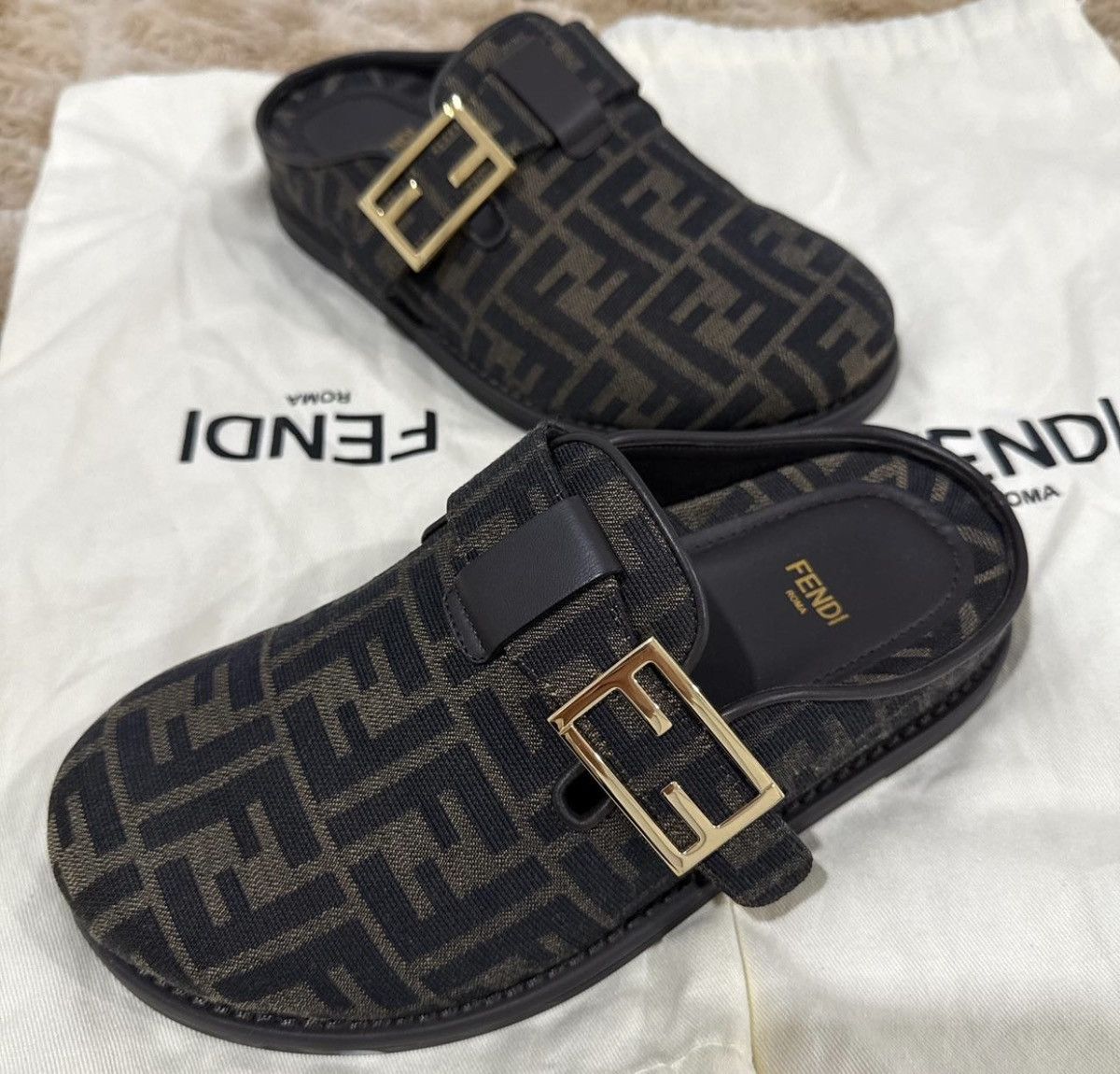 Fendi Fendi Canvas Mules Size US 7.5 / IT 37.5 - 1 Thumbnail
