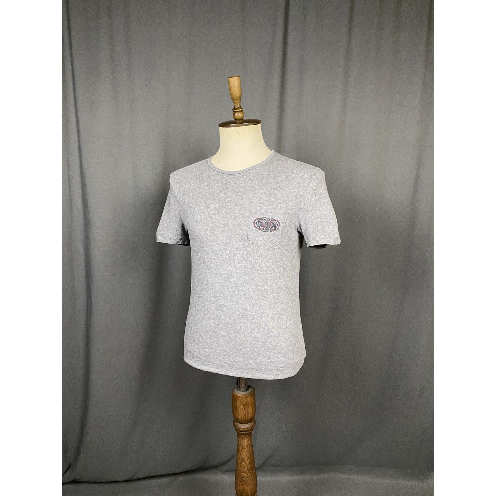 Gucci Gucci Auth Vintage Big Logo Men's Gray T-Shirt Size S Size US S / EU 44-46 / 1 - 5 Thumbnail
