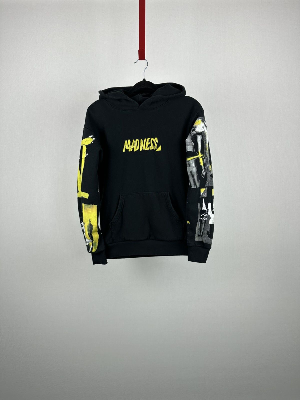 XO NWT2020 THE WEEKND MADNESS XO Collage Logo Pullover Black Size US S / EU 44-46 / 1 - 13 Thumbnail