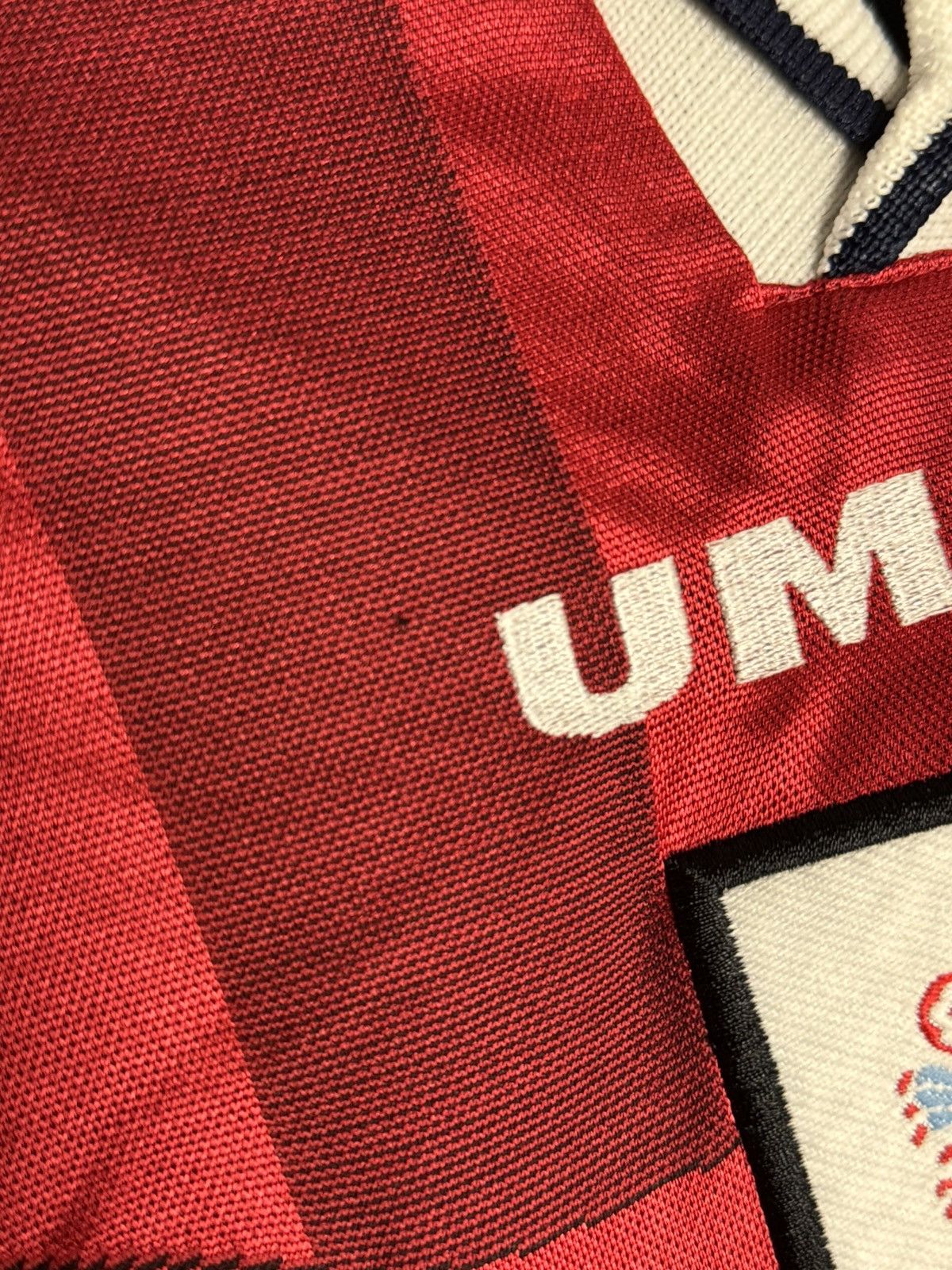 Umbro England National Team 97/99 Away Football Jersey T-Shirt Size US L / EU 52-54 / 3 - 13 Thumbnail