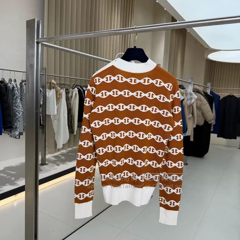 Hermes Hermes Gold Brown Pig Nose Button Full Print Cashmere and Size XS / US 0-2 / IT 36-38 - 2 Thumbnail