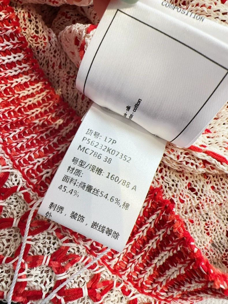 Chanel Chanel 17p red cloak knitted short-sleeved V-neck Size XS / US 0-2 / IT 36-38 - 7 Thumbnail