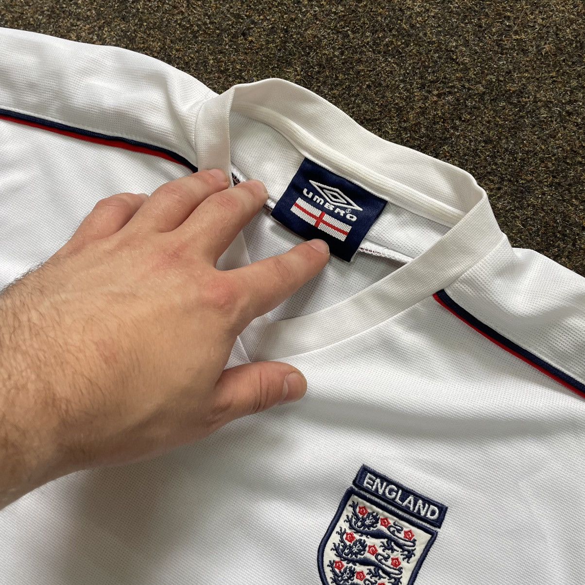 Vintage Vintage Umbro England FC Football Jersey Streetwear Baggy M Size US M / EU 48-50 / 2 - 4 Thumbnail