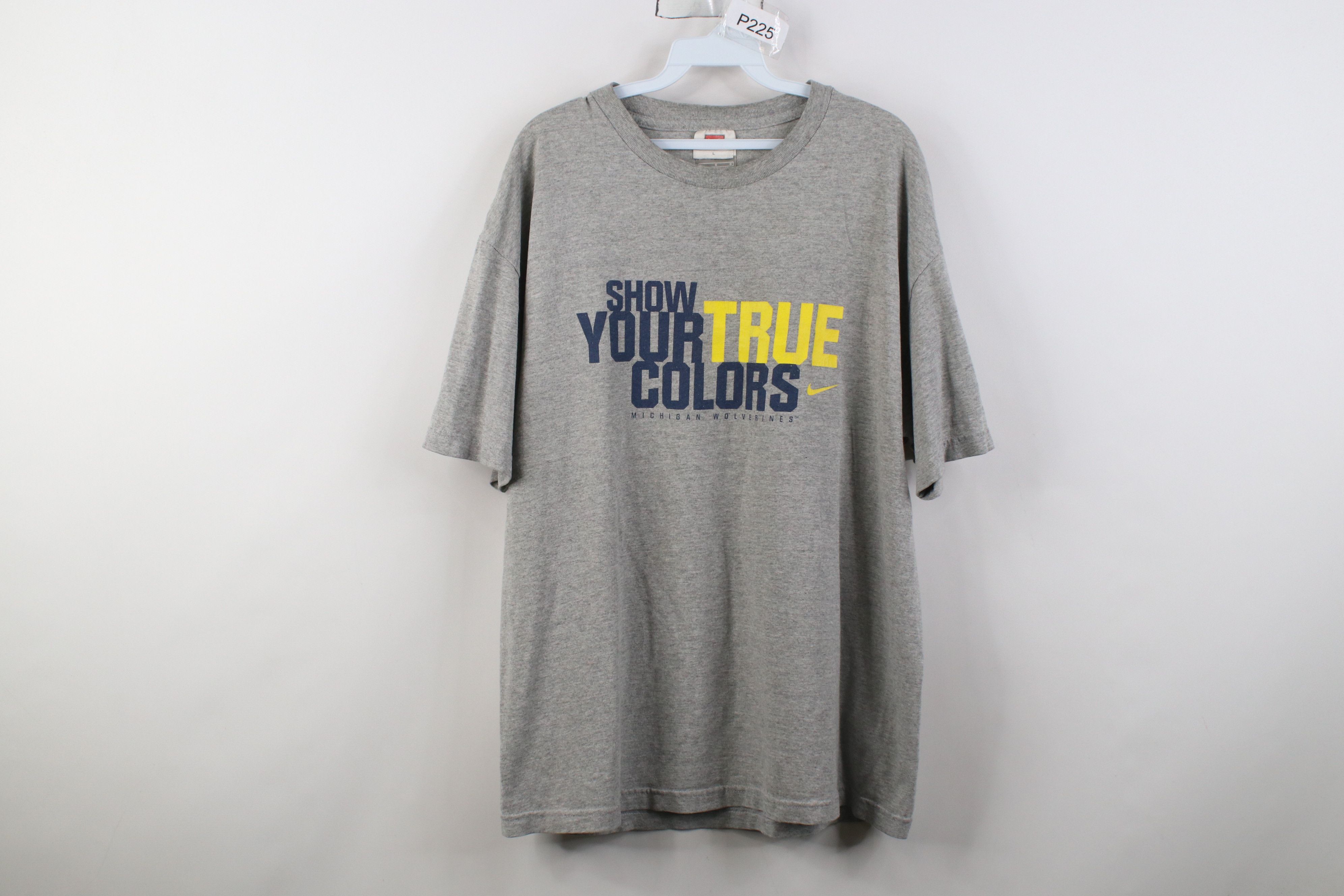 Nike Vintage Nike University of Michigan Short Sleeve T-Shirt Size US L / EU 52-54 / 3 - 1 Thumbnail