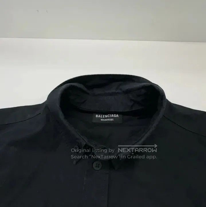 Balenciaga Balenciaga Black Button. Size US M / EU 48-50 / 2 - 1 Thumbnail