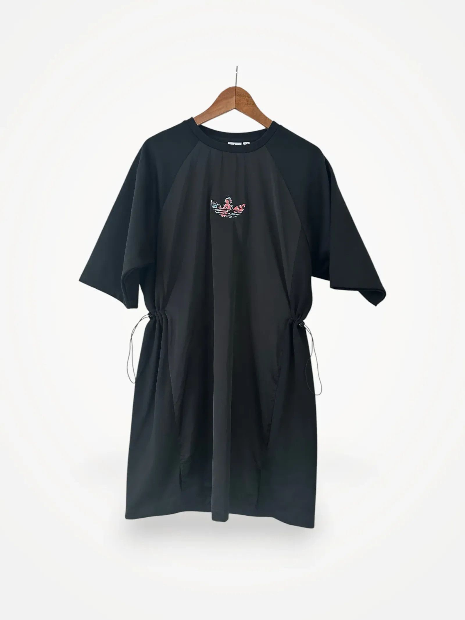 Adidas Adidas Dress Size S / US 4 / IT 40 - 1 Thumbnail