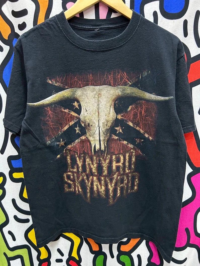 Band Tees Vintage 2000s Lynyrd Skynyrd tshirt size M Size US M / EU 48-50 / 2 - 2 Thumbnail