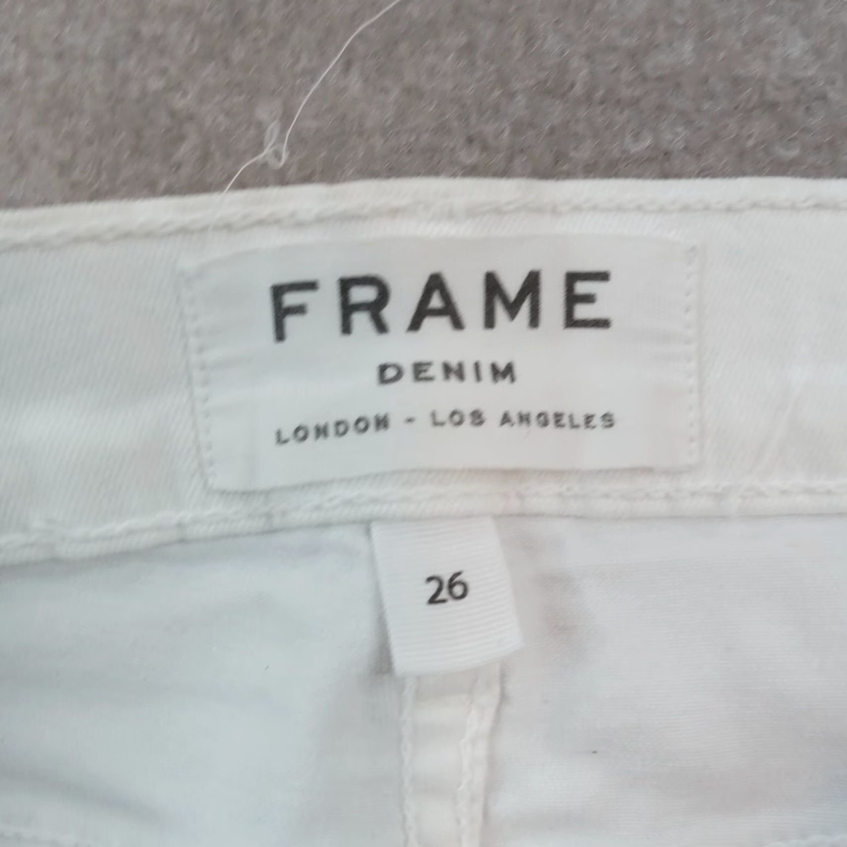 Frame FRAME Women's White Le Skinny de Jeanne Distressed Stretch Skinny Jeans Size 26 Size 26" / US 2 / IT 38 - 7 Thumbnail
