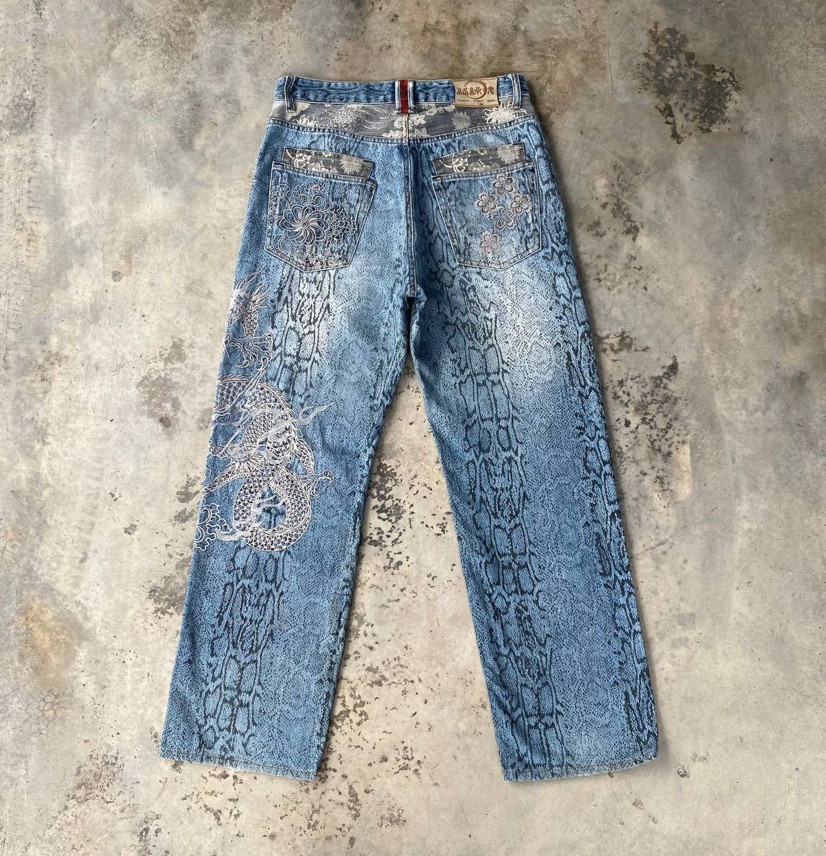 Karakuri Tamashii Karakuri Tamashii Snakeskin Dragon Embroidered Distressed Size US 33 - 12 Thumbnail