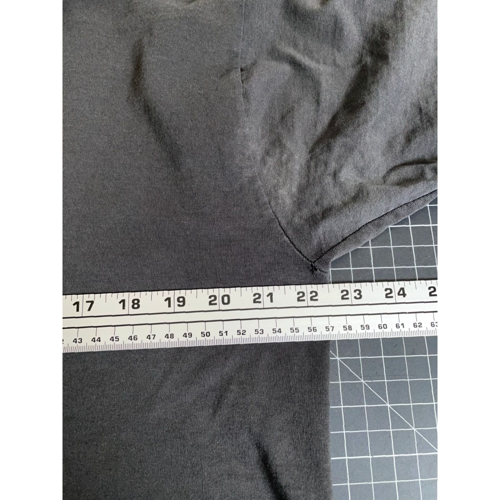 Fruit Of The Loom VINTAGE Fruit of the Loom T-Shirt Shovel Road Sign Adult XL Black 50-50 Cotton-Polyester Single Stitch 1990s Retro Mens Size US L / EU 52-54 / 3 - 5 Thumbnail